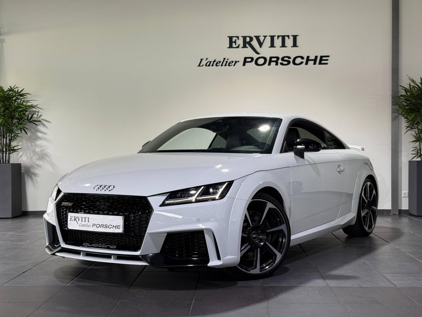 AUDI TT RS