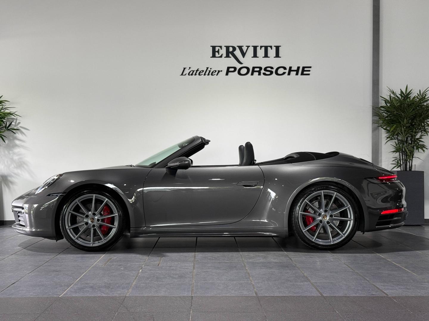 PORSCHE 911 Cabriolet